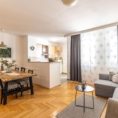 Gozsdu White Raven Residence 305 Budapest Exteriör bild